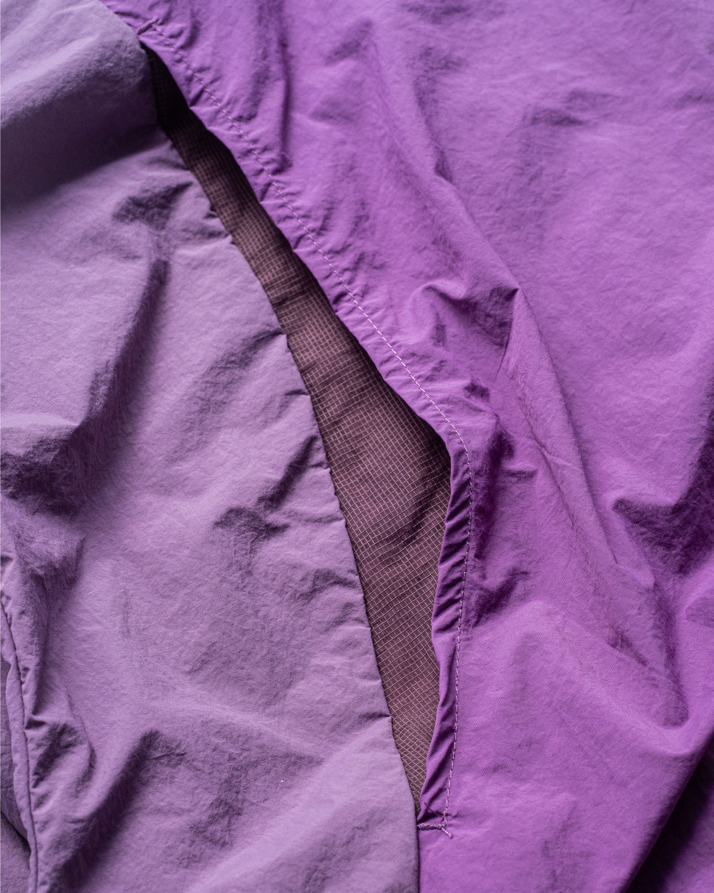 Spark - Vented Windbreaker - Plum