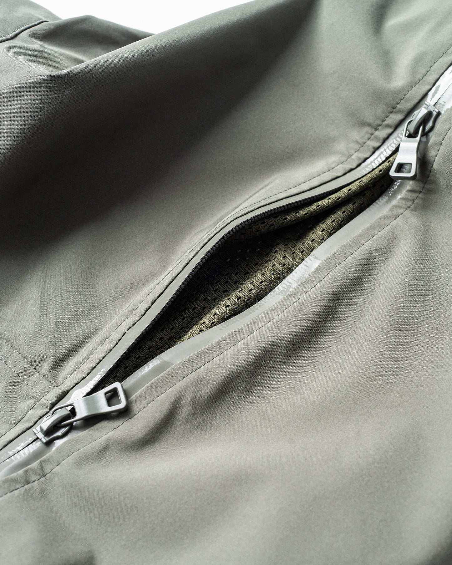 Pinion - Windbreaker - Army Green