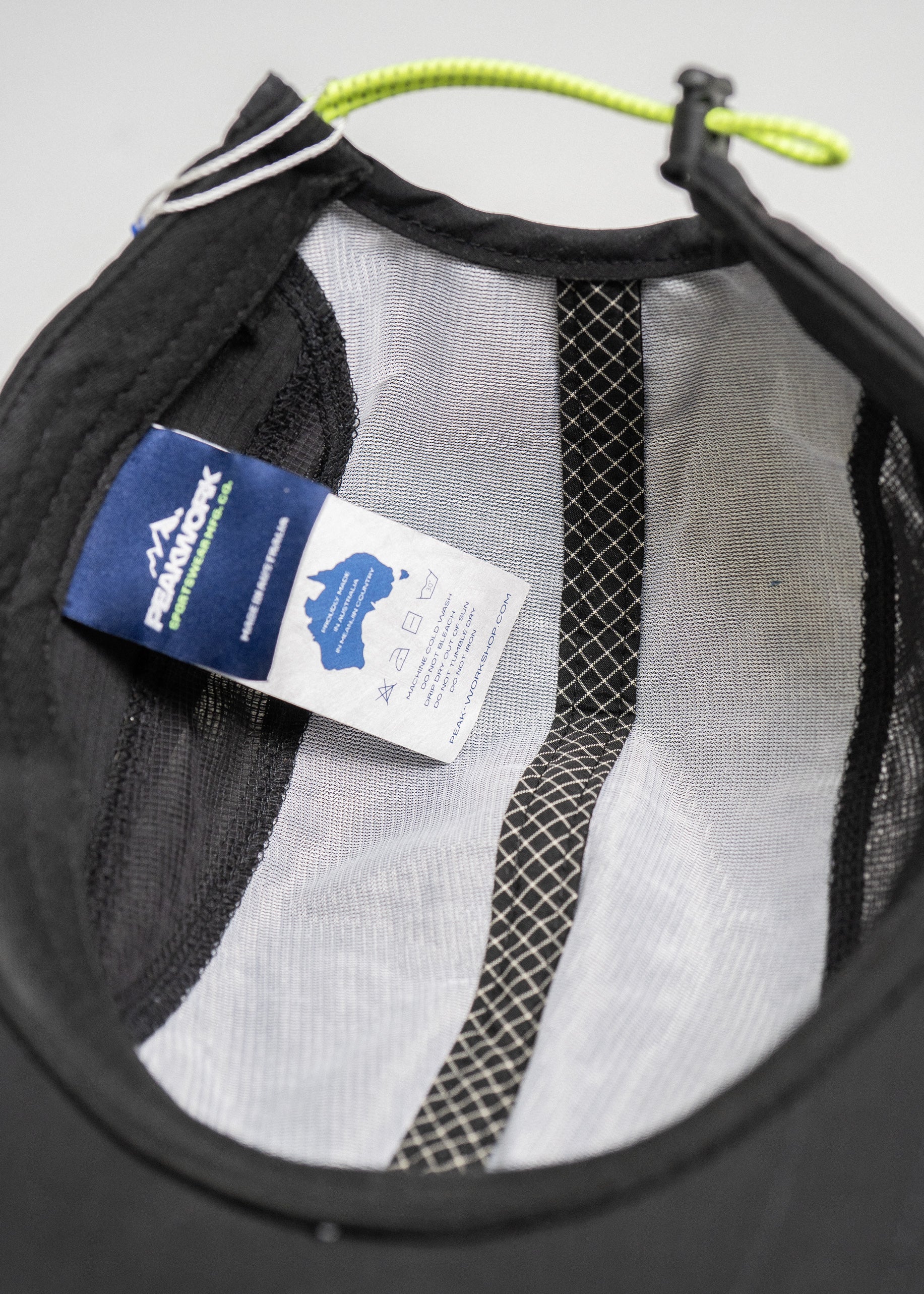 Surd - 4 Panel Contrast Cap - Stealth