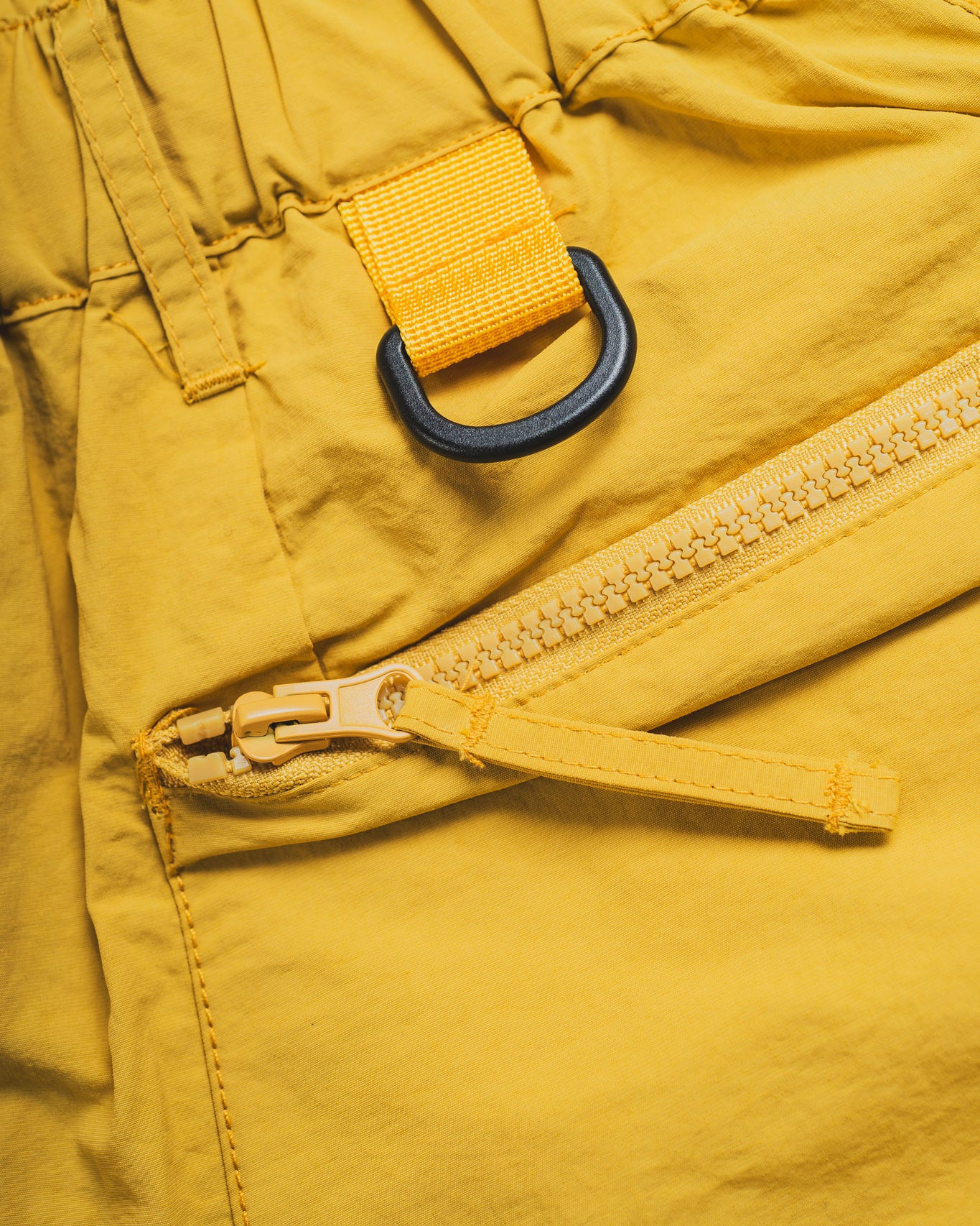 Macera - Multi Pocket Short - Yellow